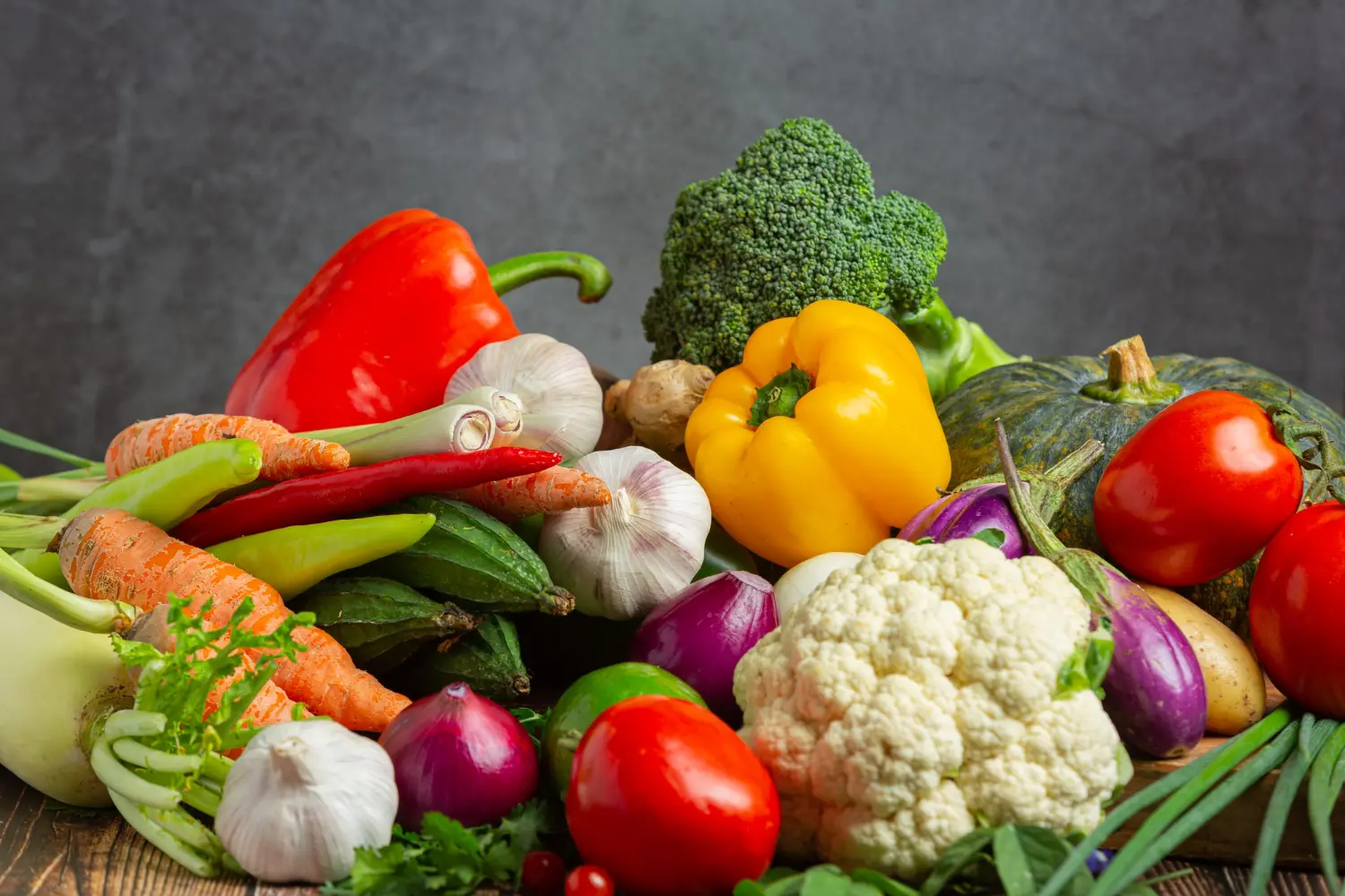 Renklerle Beslenme: Meyve ve Sebzelerin Sağlık Üzerindeki Etkileri